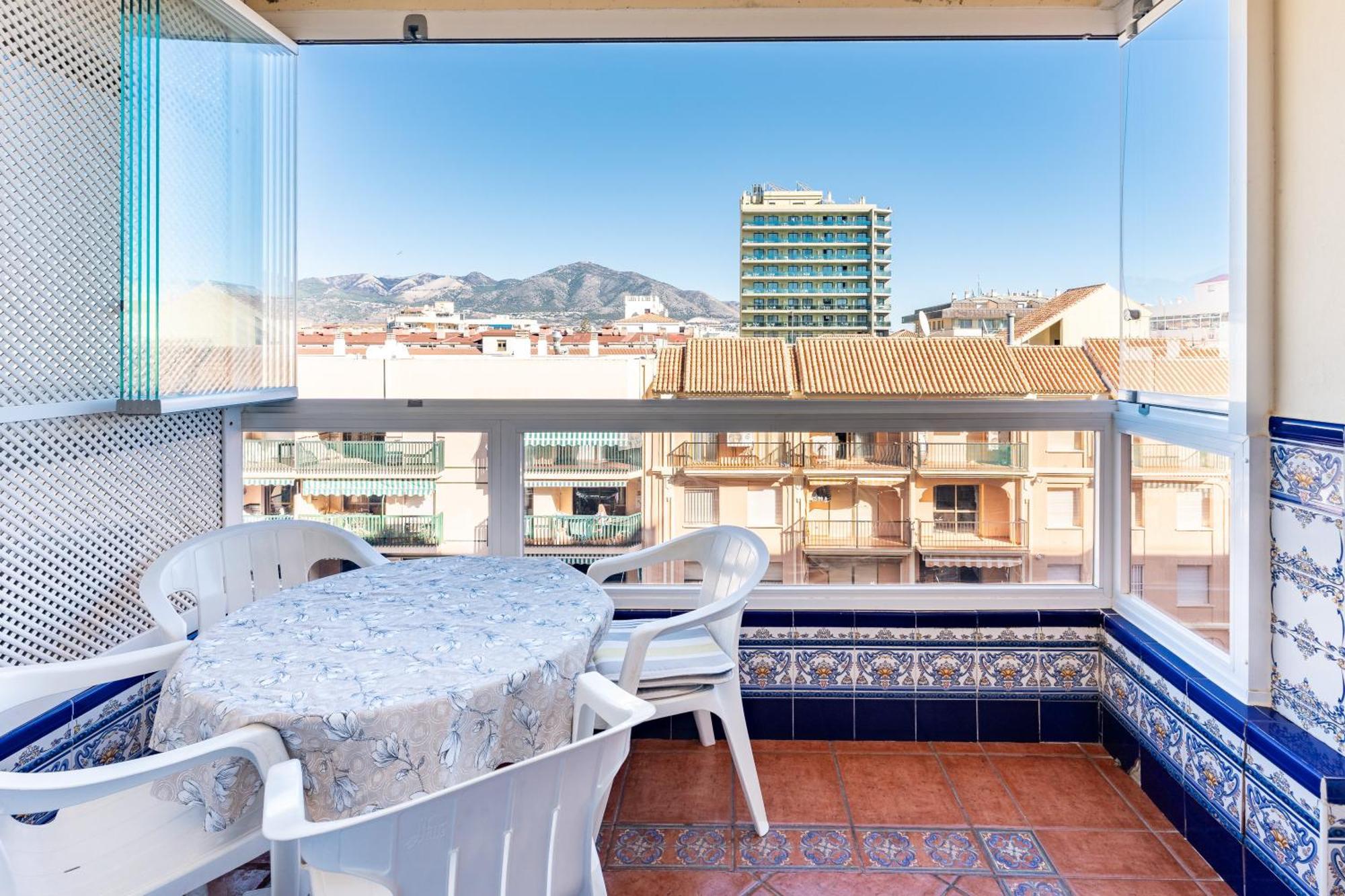 Pyr Studio Apt Partial Seaview Fuengirola Luaran gambar